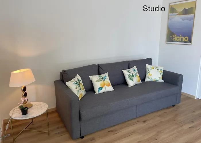 Casa Colombina & By Fewotessin * 고르돌라